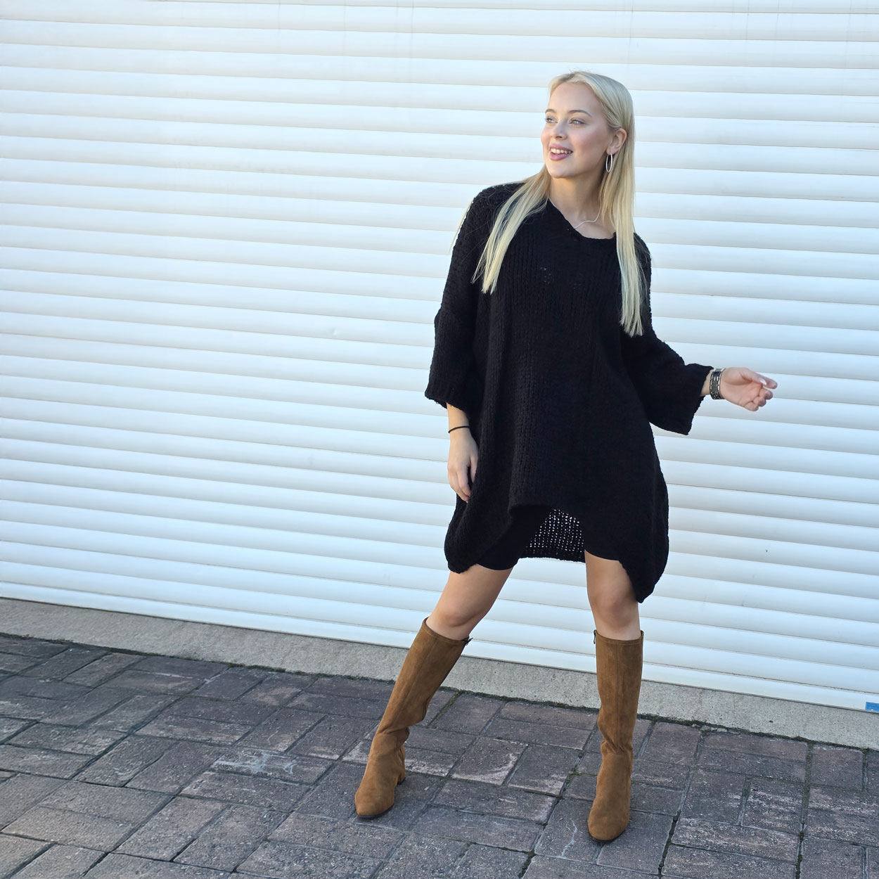 M.A.P.P JEANS Viv neulemekko, musta