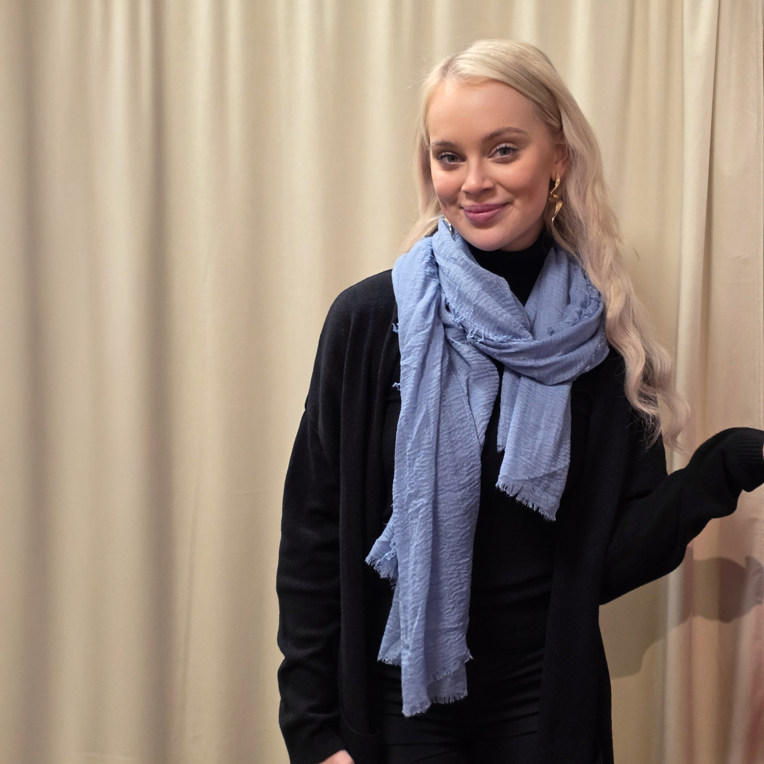 MIX BY HEART Nadja huivi, sininen