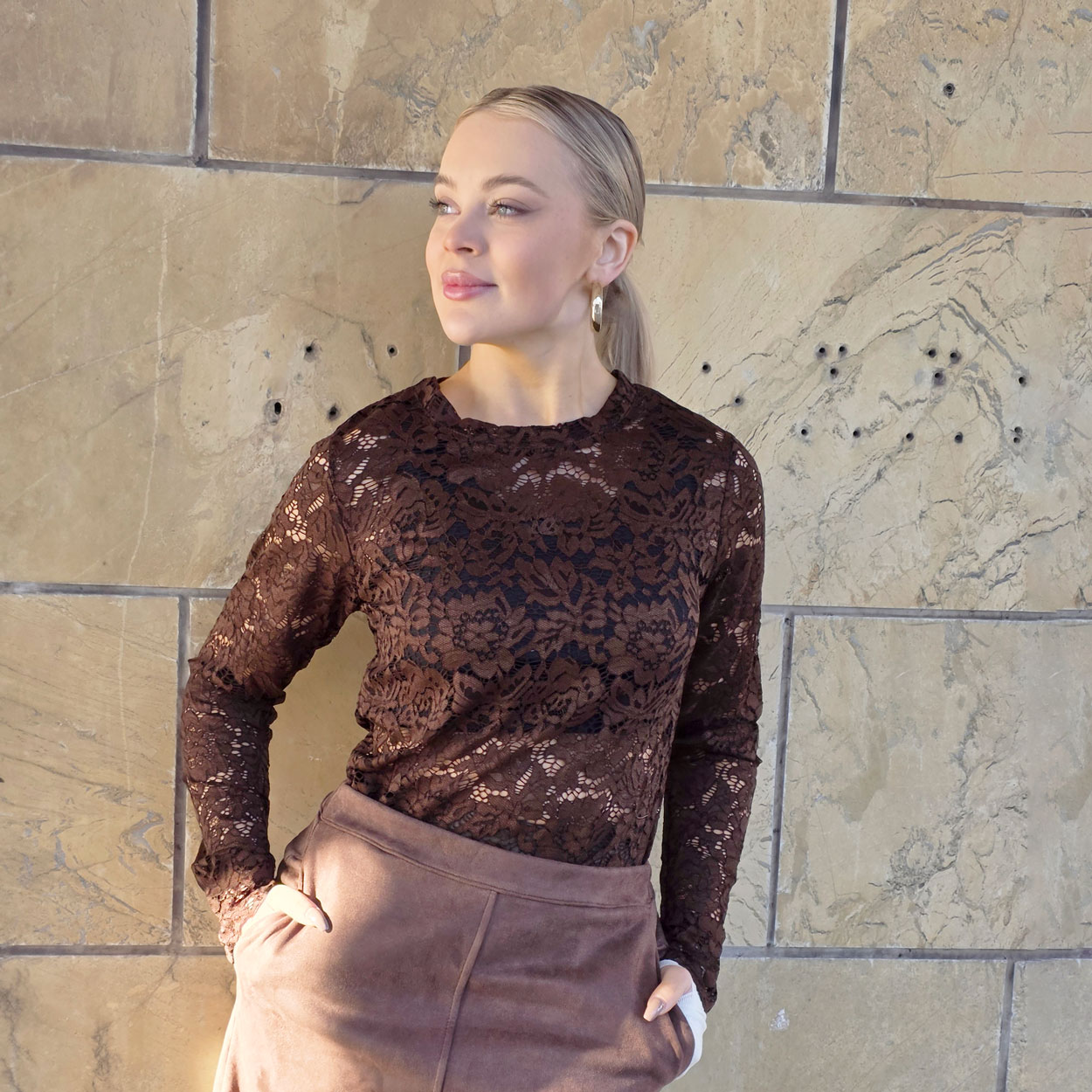 MARTA DU CHÂTEAU pitsipaita, ruskea